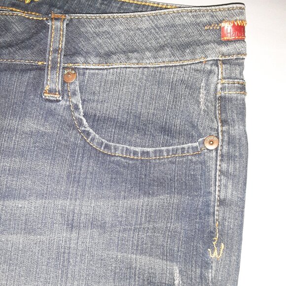 "Worn" Jeans * NWOT? * Blue Denim * Women's Size 10 * Boot Flare Bell Bottoms * - Picture 3 of 11